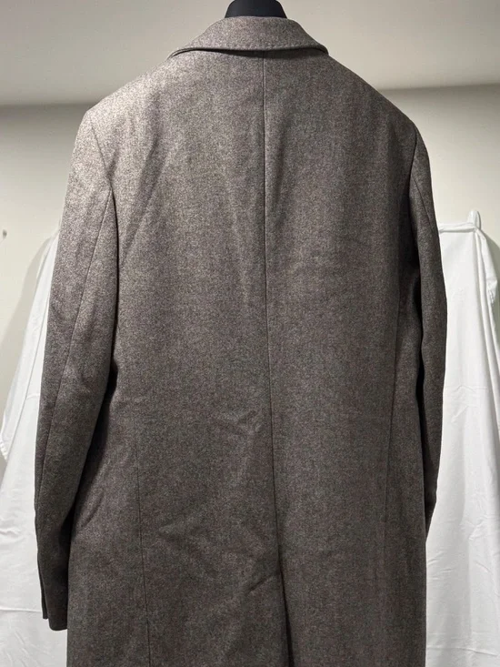 Cardinal Wool Overcoat - Picture 3 of 8